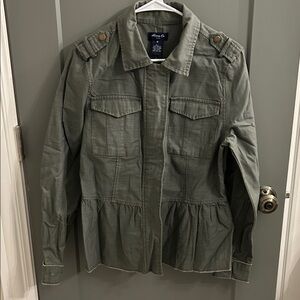 FRANCESCAS ANNA CAI Stylish Olive Utility Jacket SIZE M
